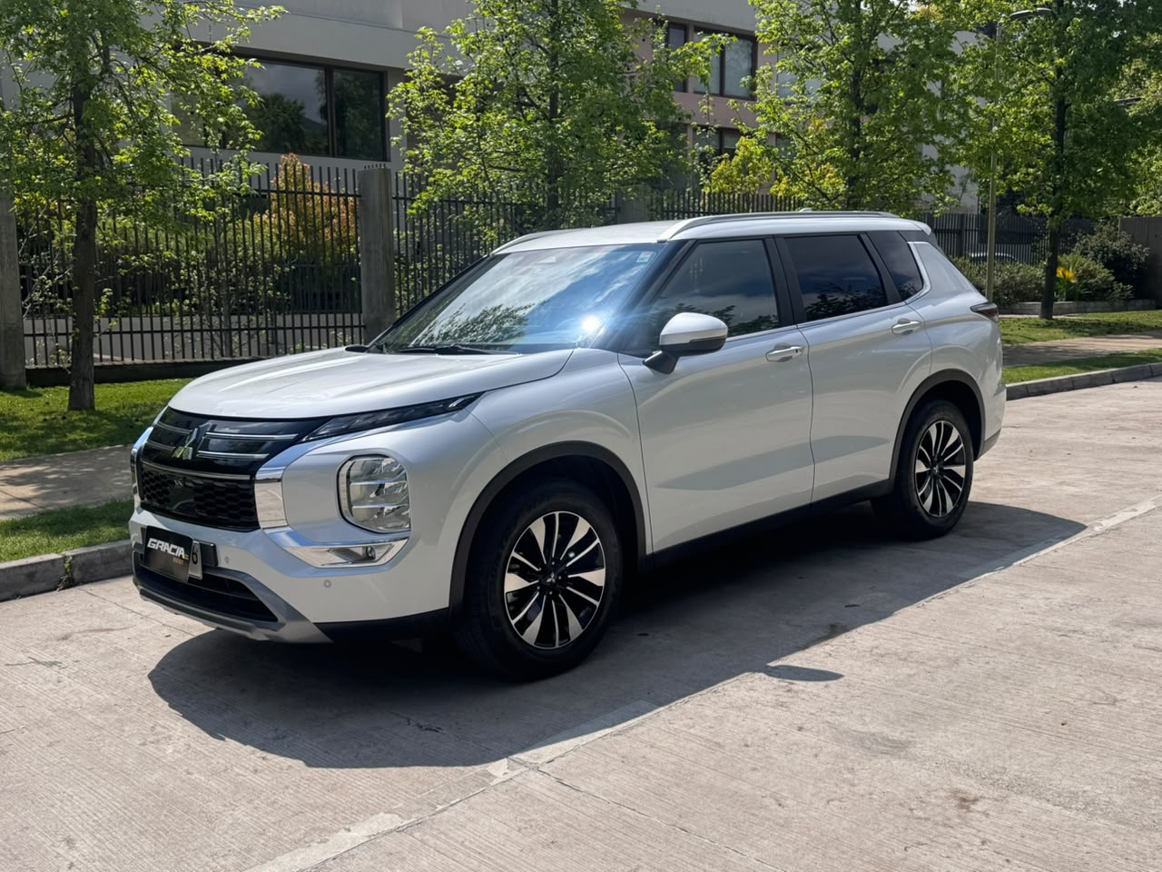 Mitsubishi Outlander 2.5 Glx P 4X2 At 5P. — foto 2 de 19