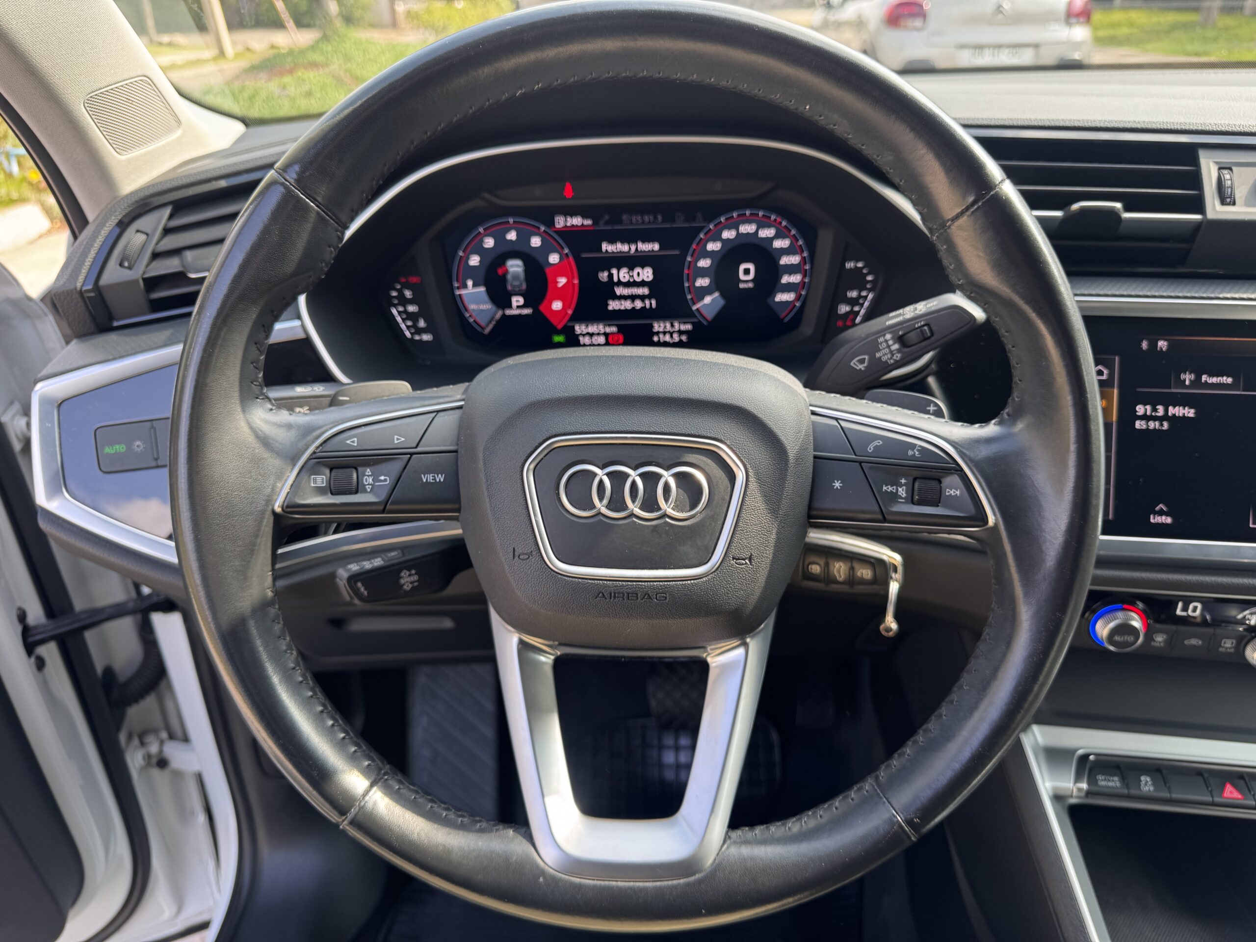 Audi Q3 — foto 8 de 13