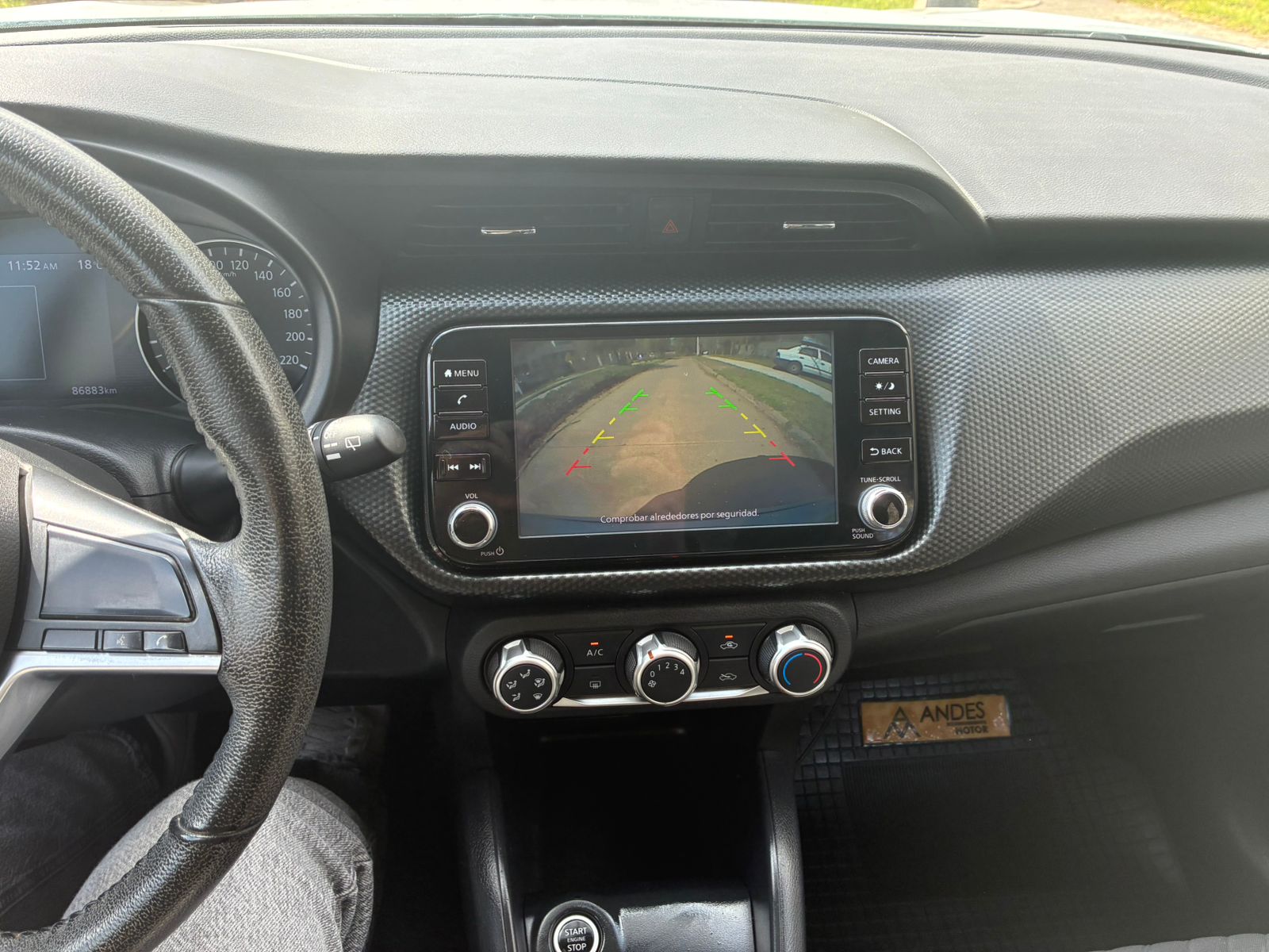 Nissan Kicks 1.6 Advance 4X2 Mt 5P — foto 11 de 12