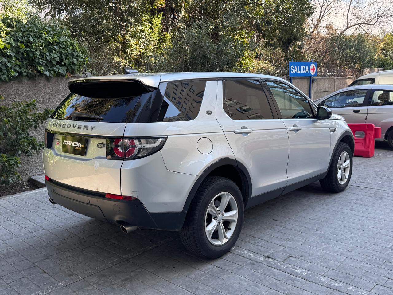 Land Rover Discovery Sport 2.0 Se 4X4 At 5P. — foto 6 de 17