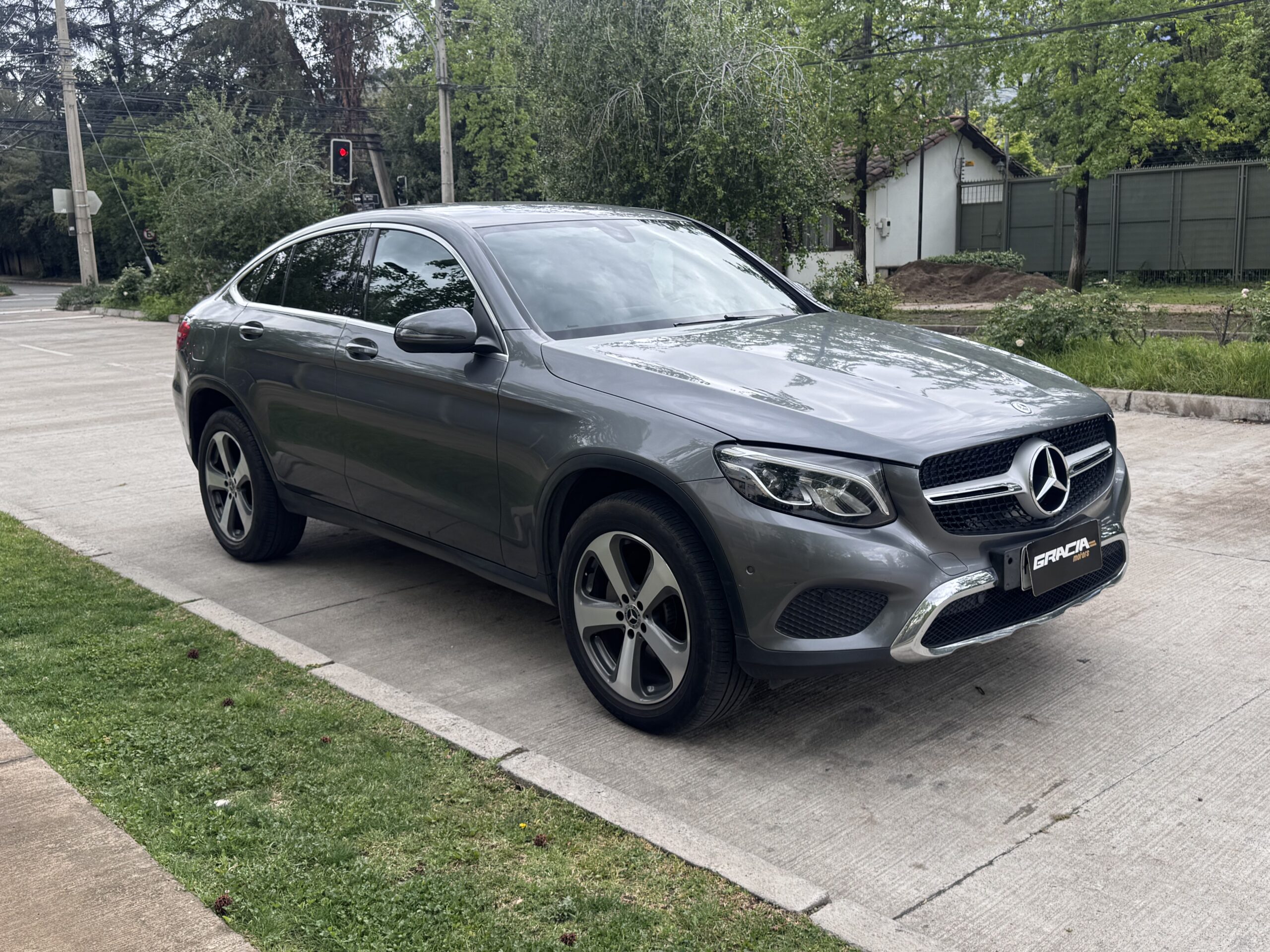 Mercedes-Benz Glc220 — foto 6 de 17